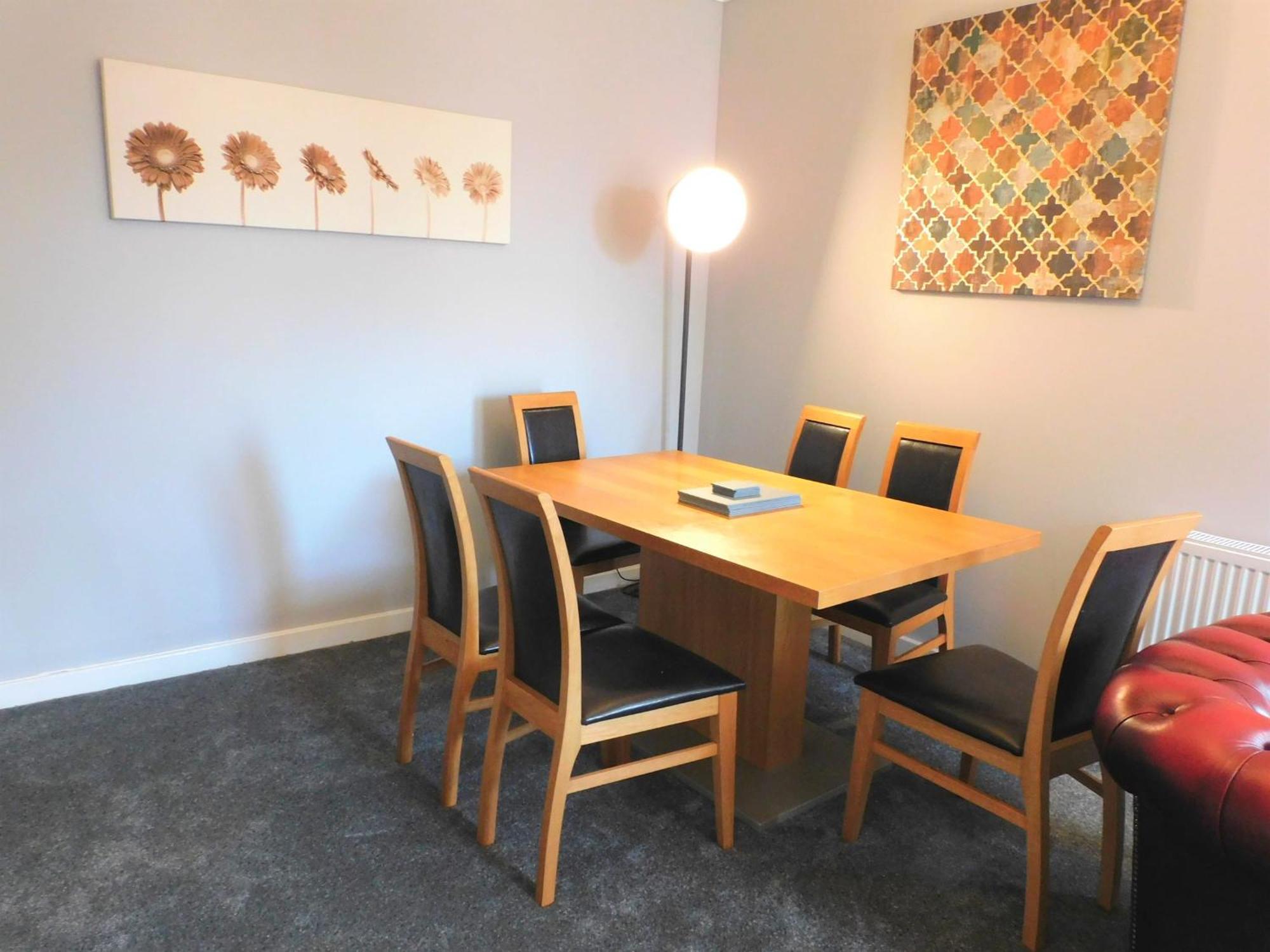 City Centre 2 Bedroom Apt, Close To M8 & Tourist Attractions Glasgow Exterior photo