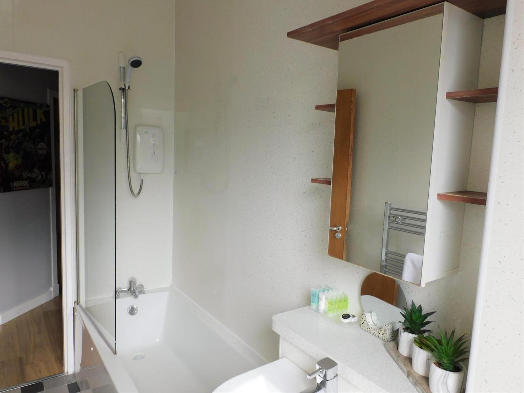 City Centre 2 Bedroom Apt, Close To M8 & Tourist Attractions Glasgow Exterior photo